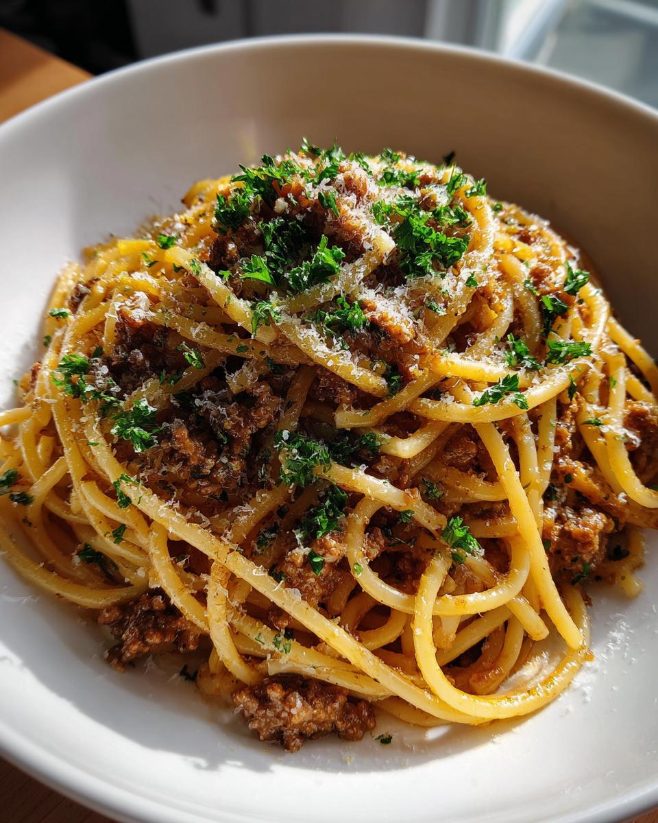 Garlic Beef Pasta - detail 2