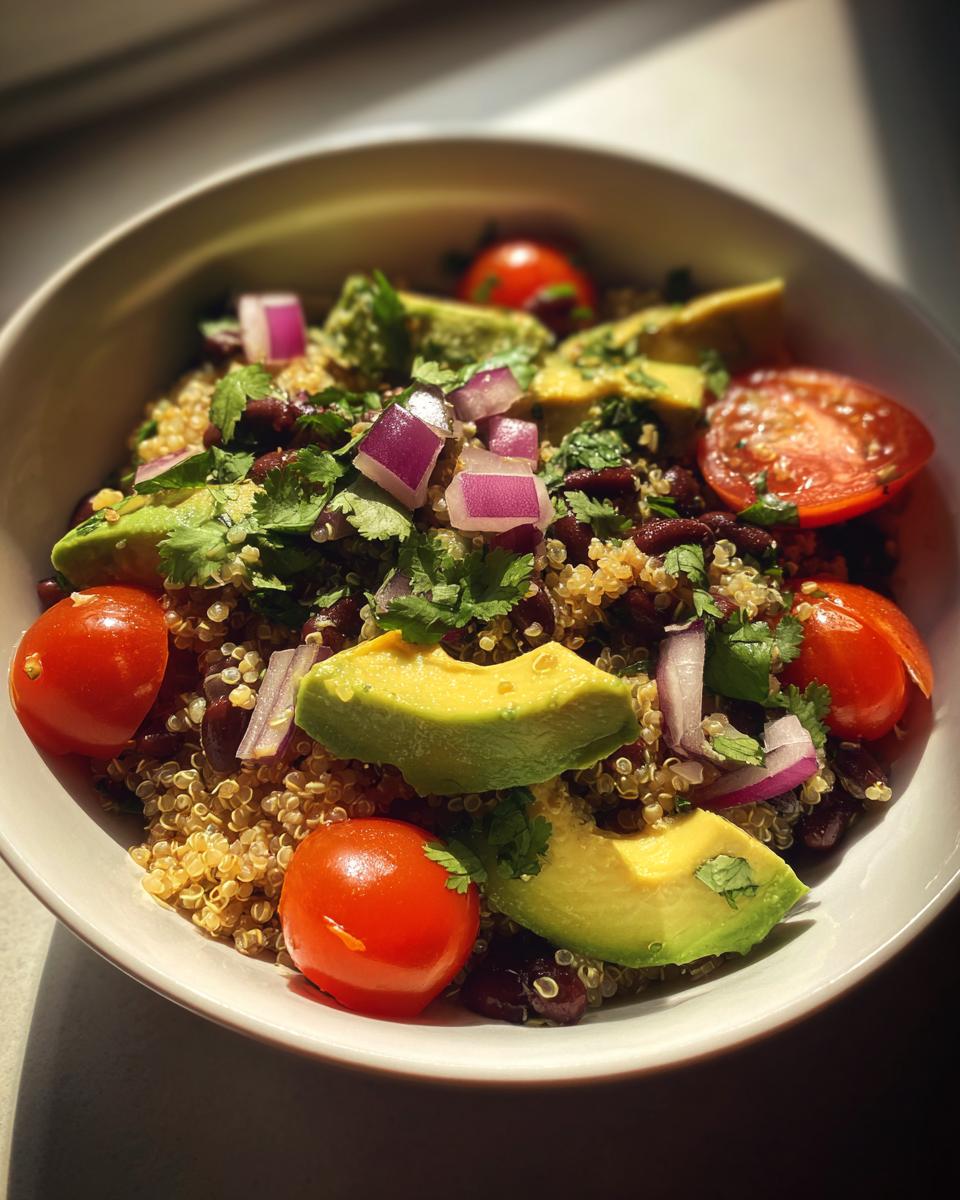 Quinoa & Avocado Power Bowl - detail 1