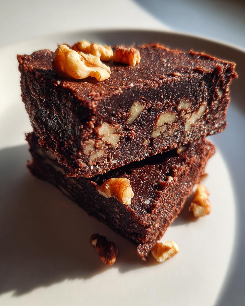 Raw Vegan Brownies with Walnuts - detail 3