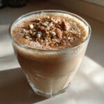 Date and almond smoothie